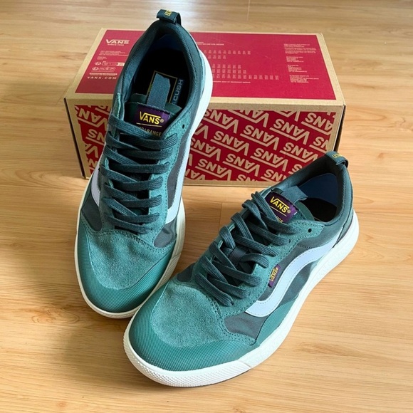 Vans MTE UltraRange EXO Shoe
Women 9.5 US Mens 8.0US - Picture 6 of 12